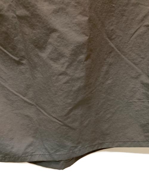 GRAMICCI（グラミチ）GRAMICCI (グラミチ) EKAL (エカル) 別注『撥水/2WAY仕様』Gramicci アクティブナイロンサロペット グレー サイズ:M 未使用品の古着・服飾アイテム