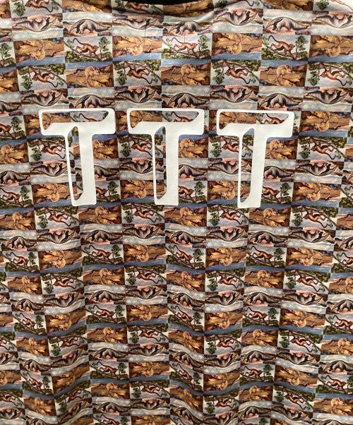 THE  TRILOGY TAPES（ザ トリロジー テープス）THE  TRILOGY TAPES (ザ トリロジー テープス) 総柄シャツ ブラック サイズ:XLの古着・服飾アイテム