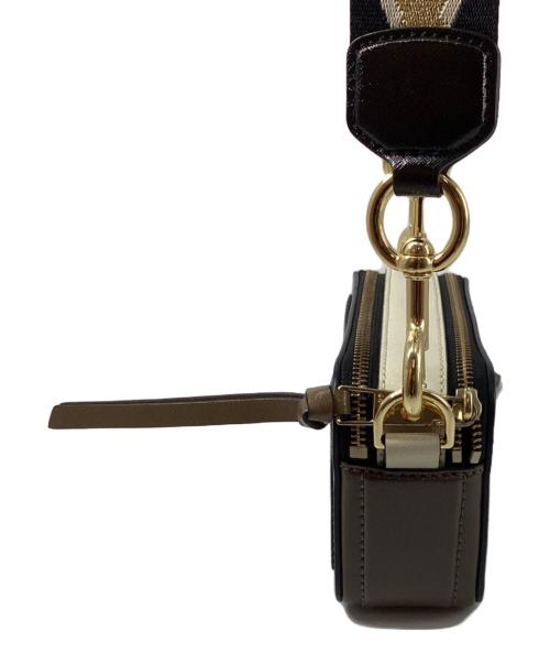 MARC JACOBS（マークジェイコブズ）MARC JACOBS (マークジェイコブス) スナップショット ショルダーバッグ ブラウンの古着・服飾アイテム