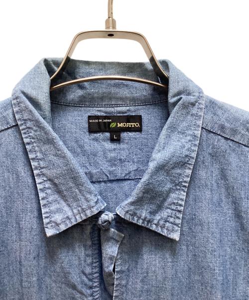 MOJITO（モヒート）MOJITO (モヒート) BEAMS PLUS (ビームスプラス) 別注シャンブレーアブサンシャツ インディゴ サイズ:Lの古着・服飾アイテム