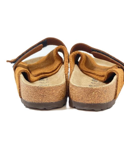 BIRKENSTOCK（ビルケンシュトック）BIRKENSTOCK (ビルケンシュトック) KYOTO スウェードベルクロサンダル ブラウン サイズ:25cmの古着・服飾アイテム