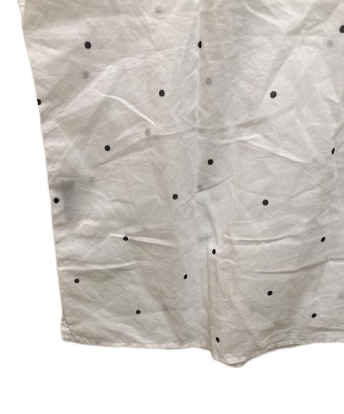 MARGARET HOWELL（マーガレットハウエル）MARGARET HOWELL (マーガレットハウエル) スポットドットブラウス ホワイト×ブラック サイズ:2の古着・服飾アイテム