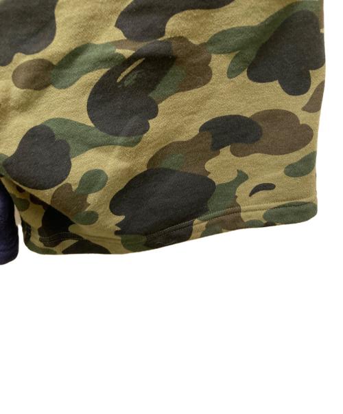 A BATHING APE（ア ベイシング エイプ）A BATHING APE (ア ベイシング エイプ) クレイジーカモシャーク スウェット ショーツ ネイビー サイズ:Mの古着・服飾アイテム
