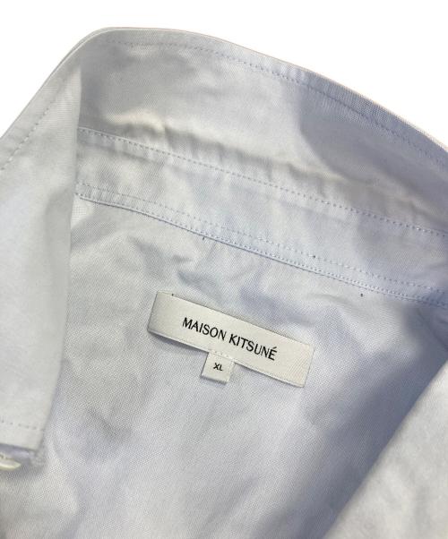 maison kitsune（メゾンキツネ）MAISON KITSUNE (メゾンキツネ) コントアー フォックスヘッド カジュアル BD シャツ ブルー サイズ:XLの古着・服飾アイテム