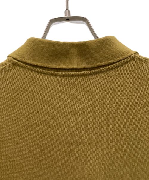 maison kitsune（メゾンキツネ）maison kitsune (メゾンキツネ) ボールド フォックスヘッド パッチ コンフォート ポロシャツ カーキ サイズ:XXLの古着・服飾アイテム