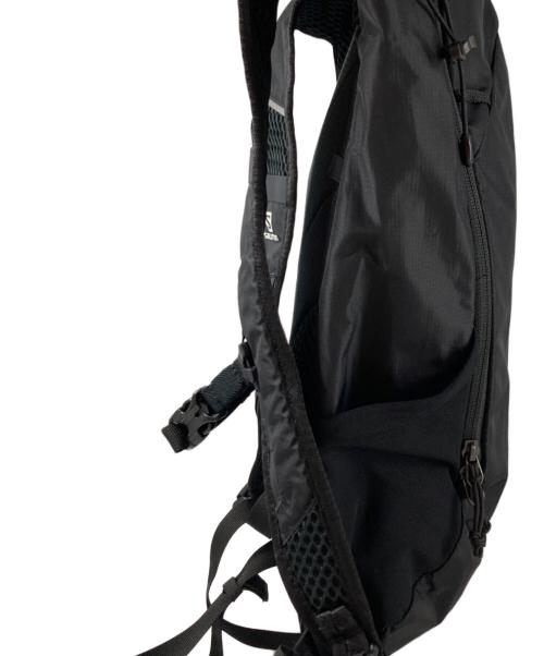 SALOMON（サロモン）SALOMON (サロモン) トレイルブレイザー 10 リュック ブラックの古着・服飾アイテム