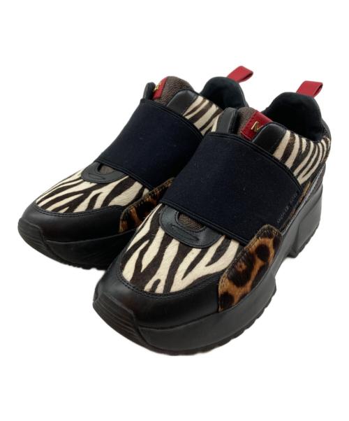MICHAEL KORS（マイケル・コース）MICHAEL KORS (マイケル・コース) Cosmo Animal-Print Calf Hair Slip-On Sneakers ブラック サイズ: 5.5Mの古着・服飾アイテム