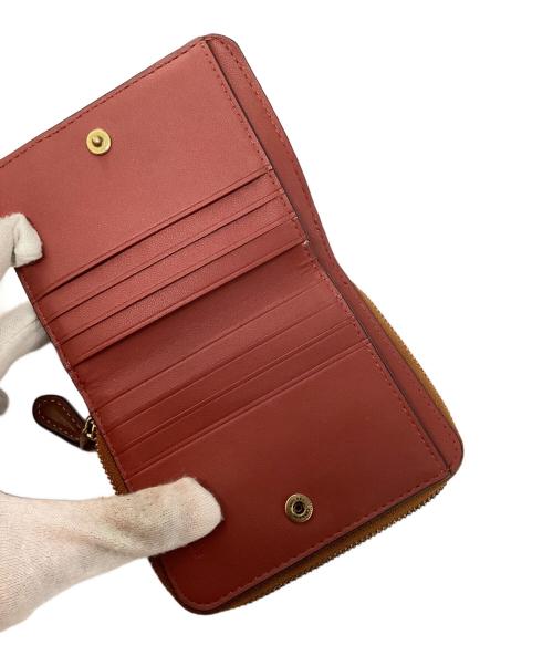 COACH（コーチ）COACH (コーチ) エレファント刺繍2つ折り財布 ブラウンの古着・服飾アイテム