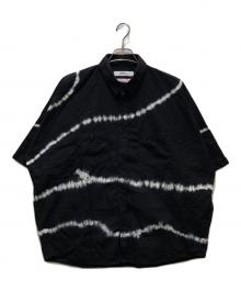 FDMTL（ファンダメンタル）の古着「タイダイ絞り半袖シャツ」｜ブラック×ホワイト