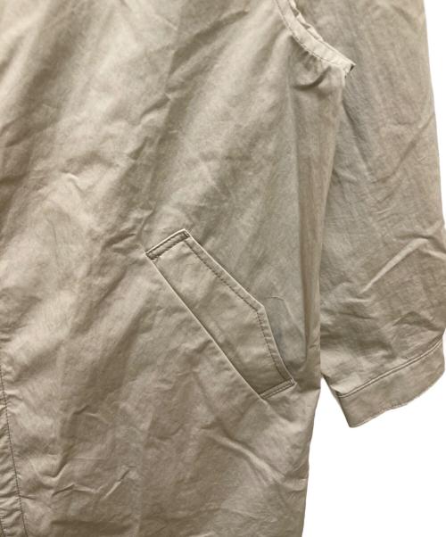 HUMAN WOMAN（ヒューマンウーマン）HUMAN WOMAN (ヒューマンウーマン) コットンナイロンダンプスタンドカラーコート カーキ サイズ:Mの古着・服飾アイテム