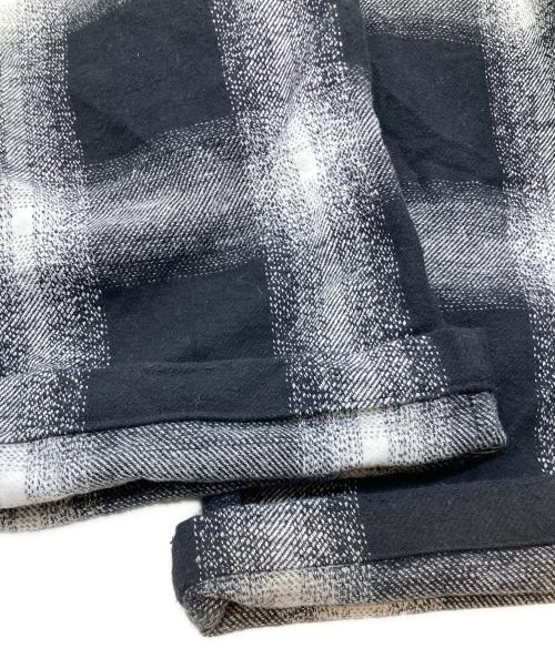 SATURDAYS SURF NYC（サタデーズサーフニューヨーク）SATURDAYS SURF NYC (サタデーズサーフニューヨーク) ブロックチェックトラウザー BBS-03100 ブラック×ホワイト サイズ:36の古着・服飾アイテム