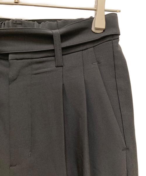 ATTACHMENT（アタッチメント）ATTACHMENT (アタッチメント) ベルテッドフィットトラウザー ブラック サイズ:1の古着・服飾アイテム