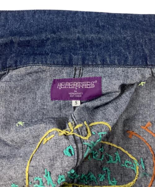 NEPENTHES（ネペンテス）NEPENTHES (ネペンテス) OTAKARA NYC ハンド刺繍デニムカバーオール インディゴ サイズ:Sの古着・服飾アイテム