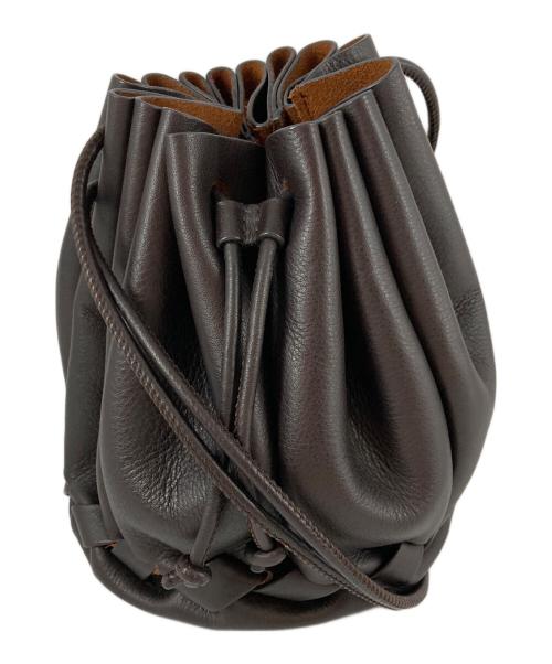 HEREU（ヘリュー）HEREU (ヘリュー) モリナ クロスボディ バケット ショルダーバッグ ブラウンの古着・服飾アイテム