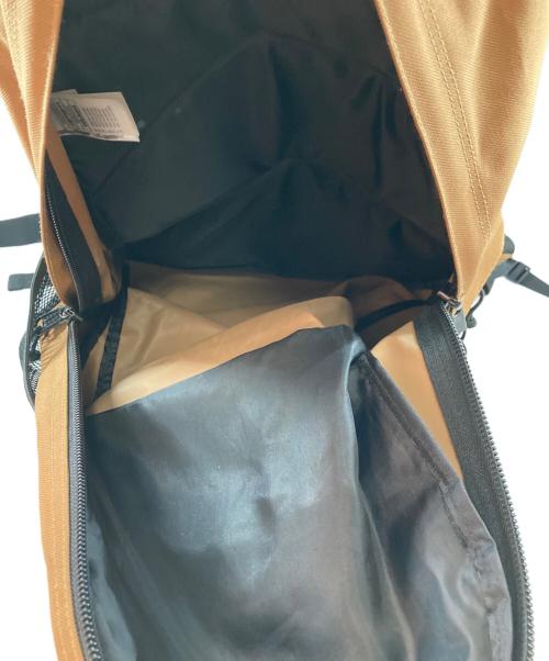 CarHartt（カーハート）CarHartt (カーハート) キックフリップバックパック ブラウンの古着・服飾アイテム