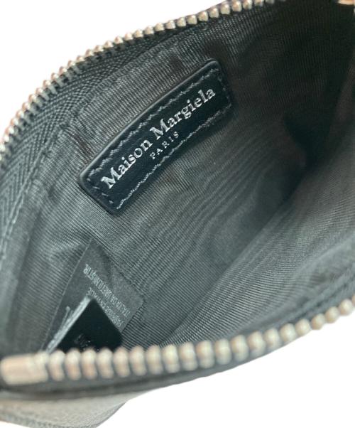 Maison Margiela（メゾンマルジェラ）Maison Margiela (メゾンマルジェラ) フラグメントケース ブラックの古着・服飾アイテム
