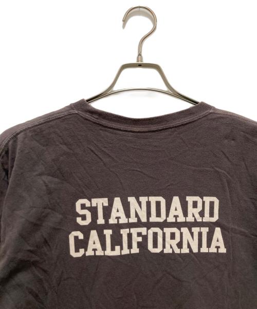 STANDARD CALIFORNIA（スタンダードカリフォルニア）STANDARD CALIFORNIA (スタンダードカリフォルニア) Disney (ディズニー) コラボグラフィック ロゴ クルーネック Tシャツ ブラック サイズ:Ｌの古着・服飾アイテム