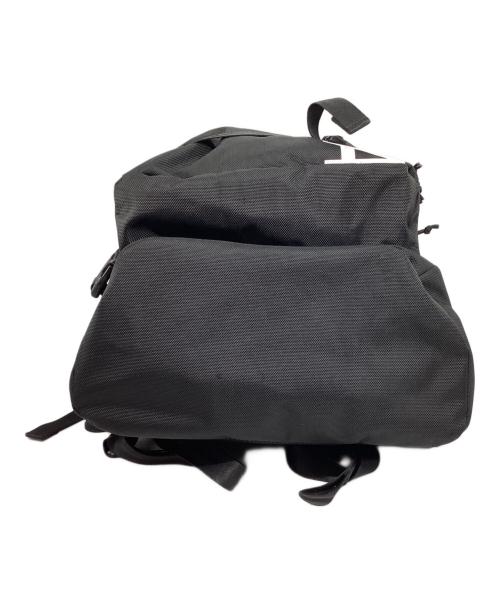 New Era（ニューエラ）New Era (ニューエラ) 35L プリントロゴ バックパック ブラックの古着・服飾アイテム