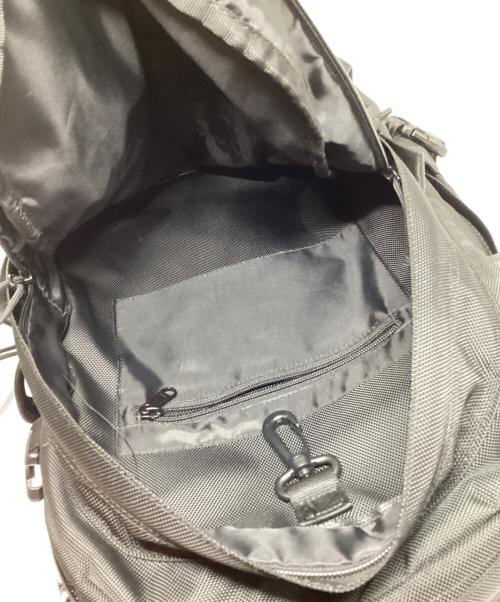 New Era（ニューエラ）New Era (ニューエラ) 35L プリントロゴ バックパック ブラックの古着・服飾アイテム