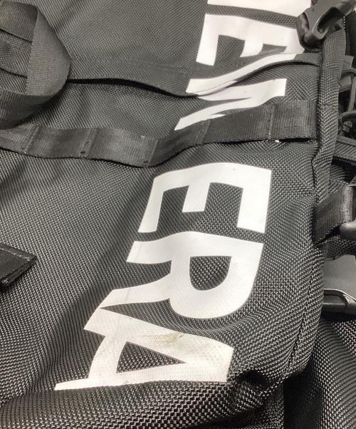 New Era（ニューエラ）New Era (ニューエラ) 35L プリントロゴ バックパック ブラックの古着・服飾アイテム
