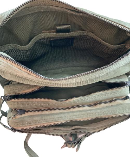 HARVEST LABEL（ハーヴェストレーベル）HARVEST LABEL (ハーヴェストレーベル) マルチポケットナイロンショルダーバッグ グリーンの古着・服飾アイテム