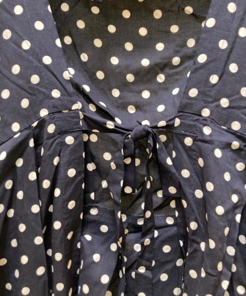 COMME des GARCONS COMME des GARCONS（コムデギャルソン コムデギャルソン）COMME des GARCONS COMME des GARCONS (コムデギャルソン コムデギャルソン) Aライン ドット柄 マキシ エプロン ロングワンピース ネイビー×ホワイト サイズ:XSの古着・服飾アイテム