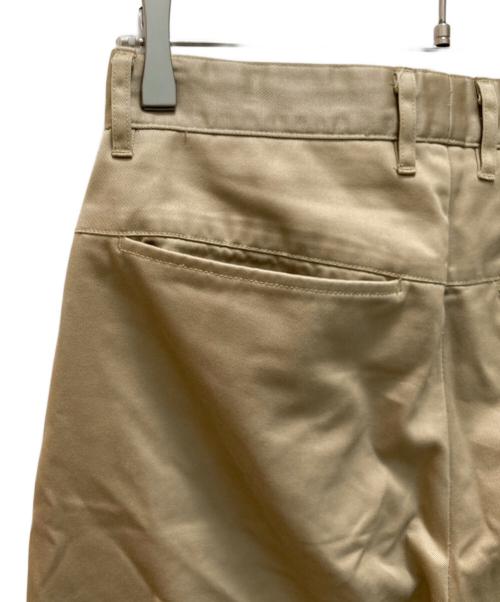 FARAH（ファーラー）FARAH (ファーラー) Two-Tuck Wide Tapered Pants ベージュ サイズ:30の古着・服飾アイテム