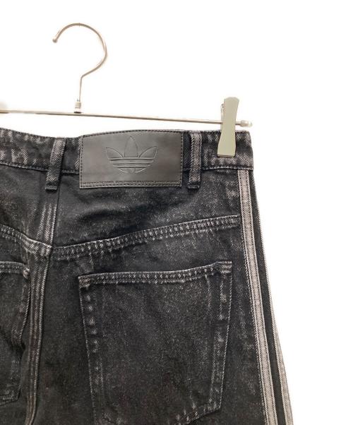 adidas（アディダス）adidas (アディダス) アディカラー デニム ファイヤーバードパンツ ブラック サイズ:30の古着・服飾アイテム