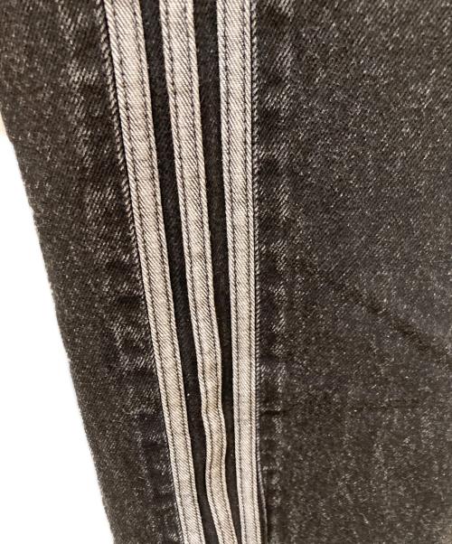 adidas（アディダス）adidas (アディダス) アディカラー デニム ファイヤーバードパンツ ブラック サイズ:30の古着・服飾アイテム