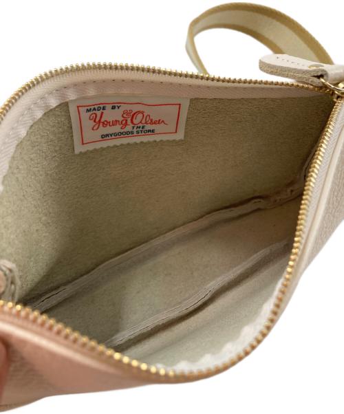 YOUNG & OLSEN The DRYGOODS STORE（ヤングアンドオルセン ザ ドライグッズストア）YOUNG & OLSEN The DRYGOODS STORE (ヤングアンドオルセン ザ ドライグッズストア) 2WAYレザーショルダーバッグ アイボリーの古着・服飾アイテム