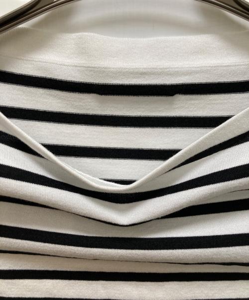 IENA（イエナ）IENA (イエナ) SEATTLE度詰めボーダーボートネックニット ホワイト サイズ:不明の古着・服飾アイテム