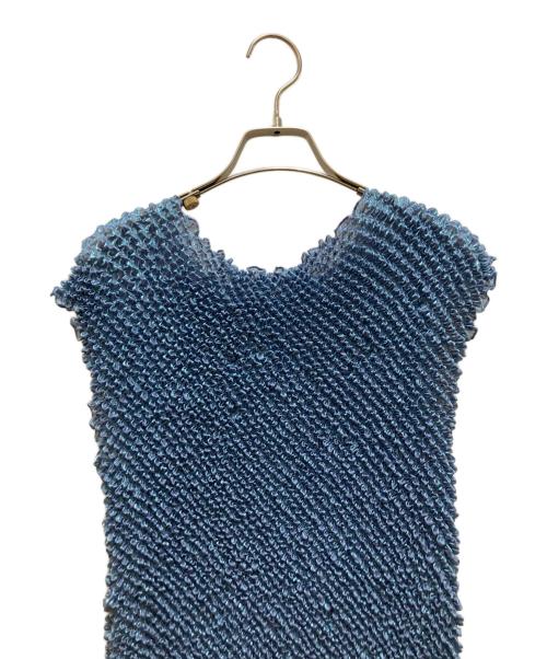 BUNZABURO（ブンザブロウ）BUNZABURO (ブンザブロウ) ぽこぽこプリーツノースリーブワンピース ブルー サイズ:不明　の古着・服飾アイテム