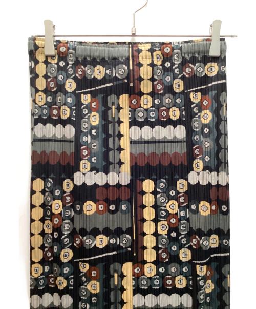 PLEATS PLEASE（プリーツプリーズ）PLEATS PLEASE (プリーツプリーズ) ビリヤードゲームプリーツロングスカート グレー サイズ:4の古着・服飾アイテム