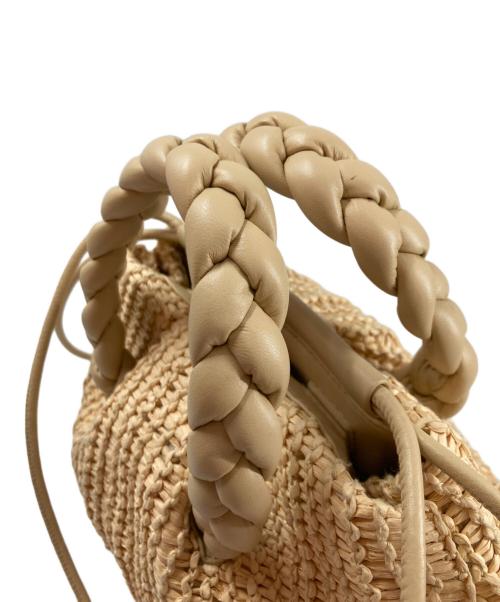 HEREU（ヘリュー）HEREU (ヘリュー) ボンボンバッグ M ラフィア ベージュの古着・服飾アイテム