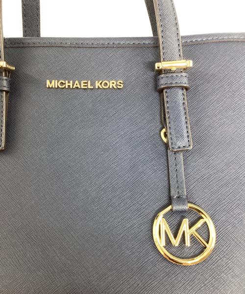 MICHAEL KORS（マイケル・コース）MICHAEL KORS (マイケル・コース) 2WAYレザーショルダーバック ネイビーの古着・服飾アイテム