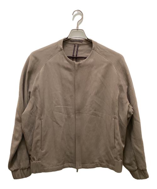 ATTACHMENT（アタッチメント）ATTACHMENT (アタッチメント) 強撚LI/Cドビーギャバ ノーカラーブルゾン ベージュ サイズ:2の古着・服飾アイテム