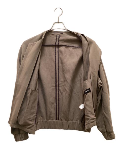 ATTACHMENT（アタッチメント）ATTACHMENT (アタッチメント) 強撚LI/Cドビーギャバ ノーカラーブルゾン ベージュ サイズ:2の古着・服飾アイテム
