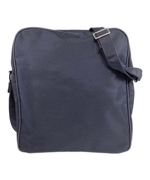 CDG（シーディージー）CDG (シーディージー) ロゴプリントショルダーバッグ ネイビーの古着・服飾アイテム