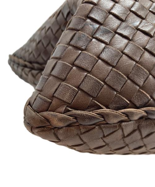BOTTEGA VENETA（ボッテガベネタ）BOTTEGA VENETA (ボッテガベネタ) イントレチャート レザーワンショルダーバッグ ブラウンの古着・服飾アイテム