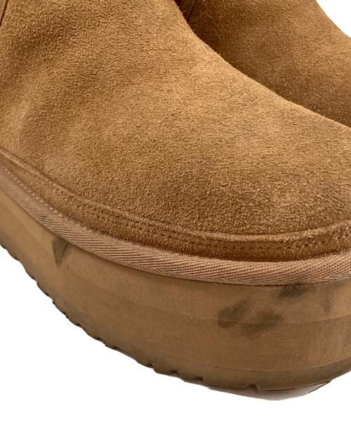 UGG（アグ）UGG (アグ) ニューメル プラットフォーム チェルシーブーツ ブラウン サイズ:24cmの古着・服飾アイテム
