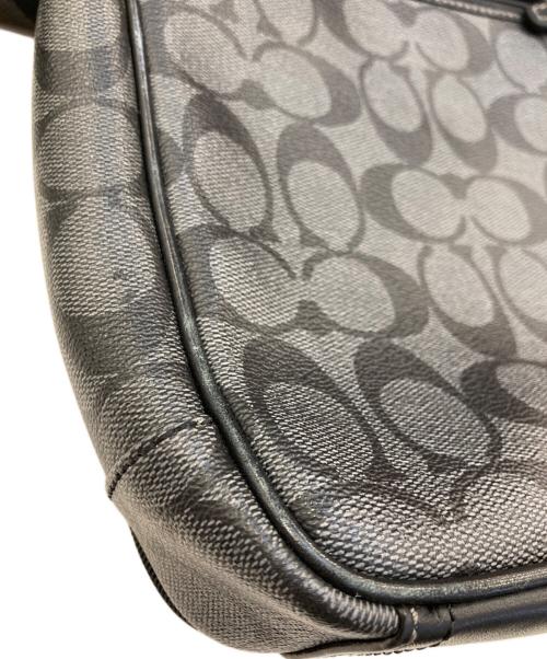 COACH（コーチ）COACH (コーチ) シグネチャーショルダーバッグ ブラックの古着・服飾アイテム