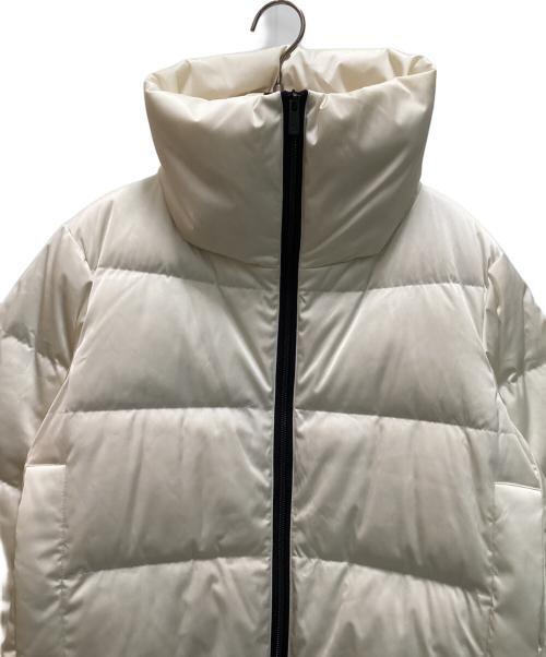 UNIQLO+J（ユニクロ プラスジェイ）UNIQLO+J (ユニクロ ジェイ) ダウンボリュームジャケット ベージュ サイズ:M 未使用品の古着・服飾アイテム