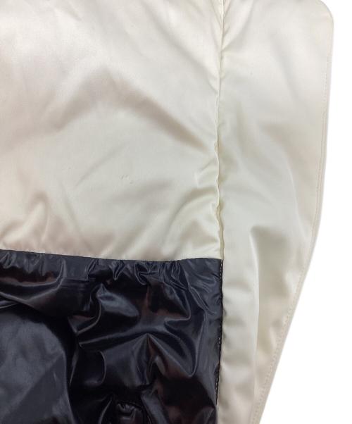 UNIQLO+J（ユニクロ プラスジェイ）UNIQLO+J (ユニクロ ジェイ) ダウンボリュームジャケット ベージュ サイズ:M 未使用品の古着・服飾アイテム