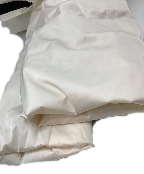 UNIQLO+J（ユニクロ プラスジェイ）UNIQLO+J (ユニクロ ジェイ) ダウンボリュームジャケット ベージュ サイズ:M 未使用品の古着・服飾アイテム