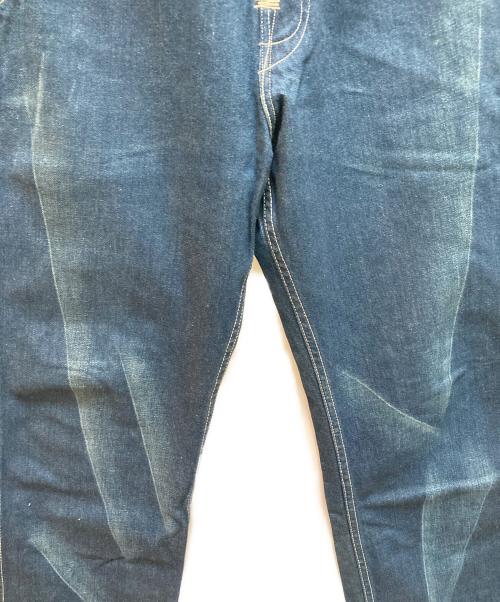 LEVI'S RED（リーバイス レッド）LEVI'S RED (リーバイス レッド) ホールデン アシメントリーデニムパンツ ブルー サイズ:W28×L30の古着・服飾アイテム