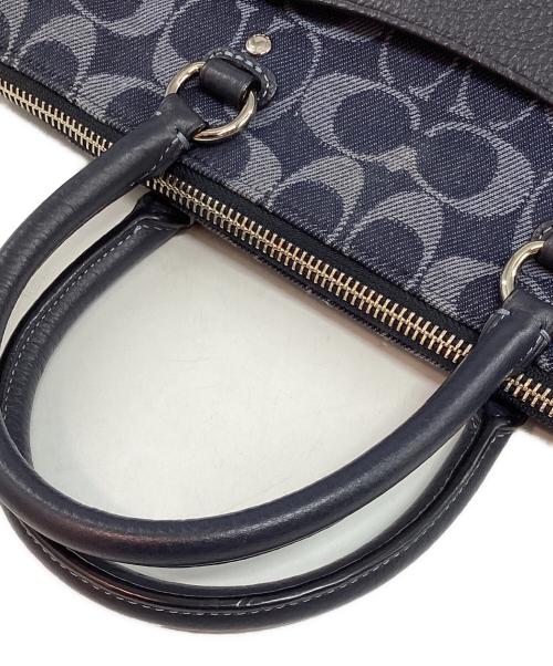 COACH（コーチ）COACH (コーチ) ロゴ デニム シグネチャー 2way ハンドバッグ インディゴの古着・服飾アイテム
