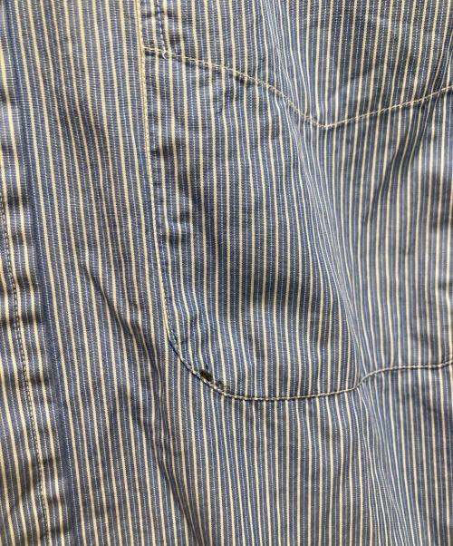 77circa（ナナナナサーカ）77circa (ナナナナサーカ) 再構築ストライプビッグシャツ ブルー サイズ:不明の古着・服飾アイテム