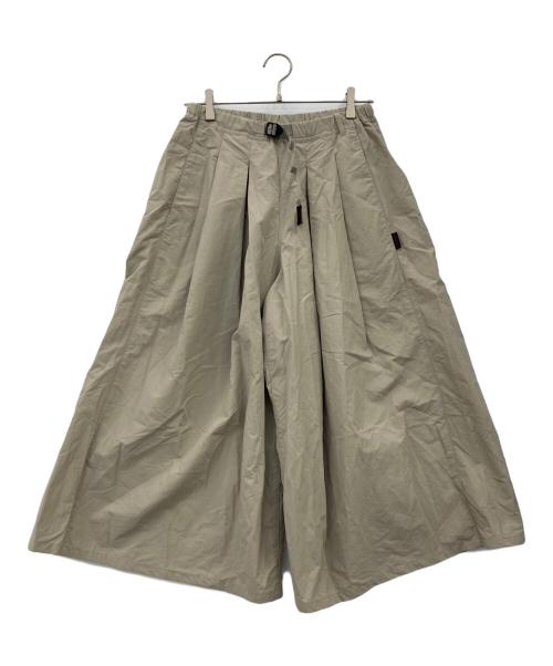 GRAMICCI（グラミチ）GRAMICCI (グラミチ) 耐久撥水 ナイロン フレア パンツ ベージュ サイズ:Mの古着・服飾アイテム