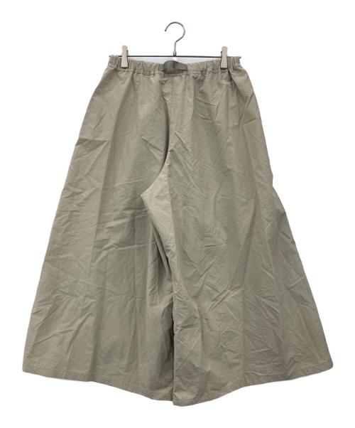 GRAMICCI（グラミチ）GRAMICCI (グラミチ) 耐久撥水 ナイロン フレア パンツ ベージュ サイズ:Mの古着・服飾アイテム