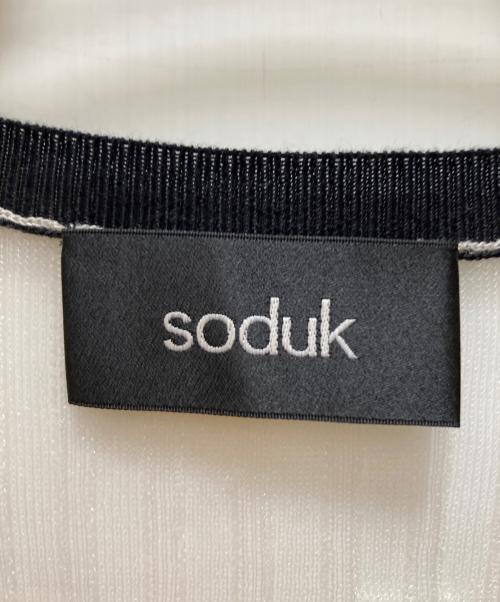soduk（スドーク）soduk (スドーク) ブリーズ ニット トップ グレー サイズ:不明の古着・服飾アイテム